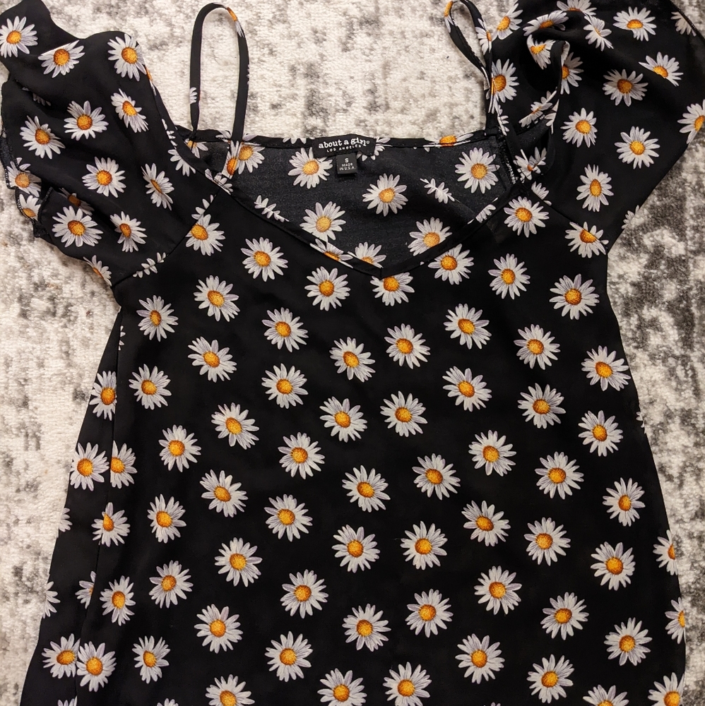 Off shoulder flowy top